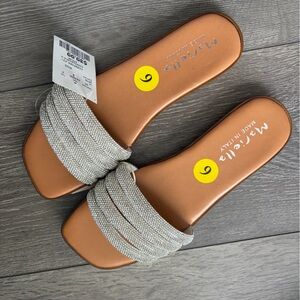 NWT Embellished Vacation Sandals